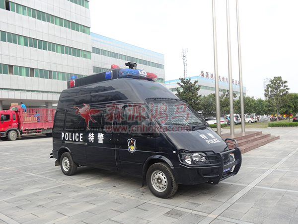 5.5米經(jīng)典全順防暴處突車
